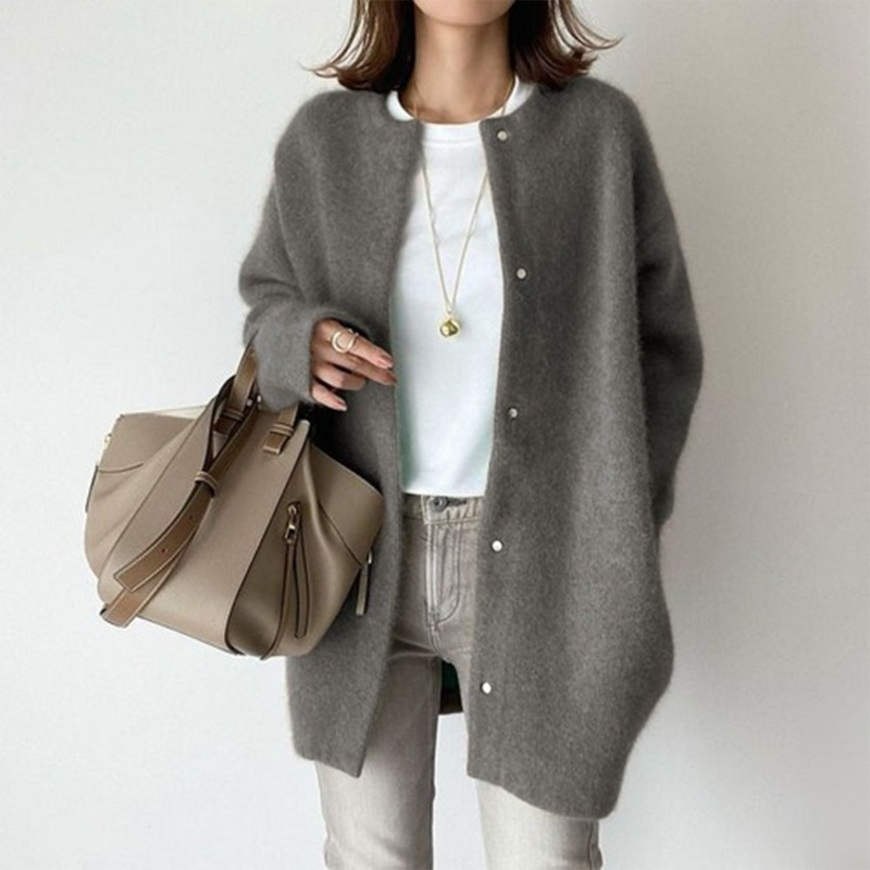 Ella - Chic and Stylish Cardigan