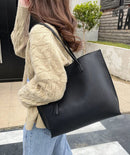 Istar - Soft Shoulder Bag